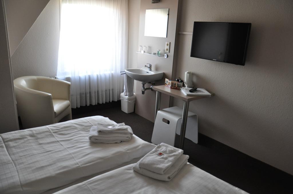 Hotel Het Anker Heythuysen 部屋 写真